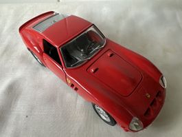 Ferrari 250 GTO, Burago, 1:18, rot, neuwertig, OVP, Top! 