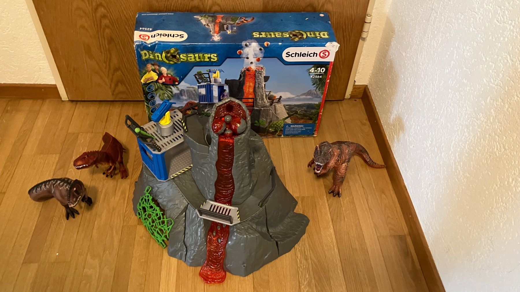 Schleich Giocattoli: Schleich Dinosaurier Vulkan – Usato da Gümmenen venduto da Batmantcs 1