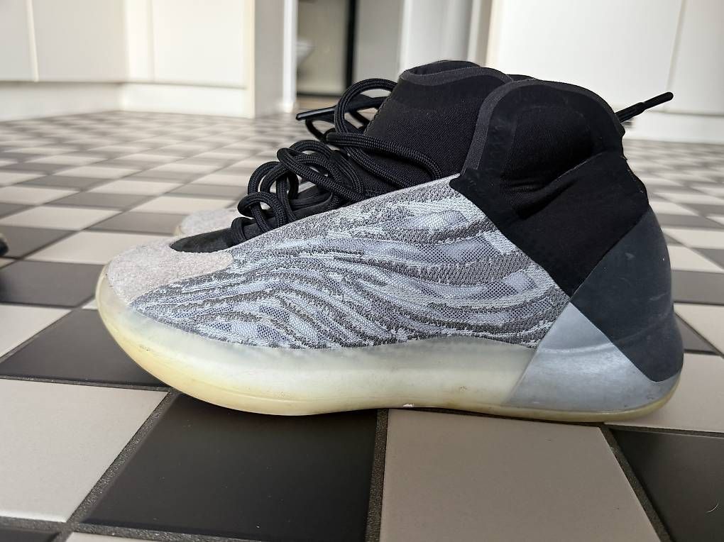 Herrenschuhe: Adidas Yeezy QNTM Quantum GR 42  – Gebraucht aus Dübendorf von lilasonderbar 1