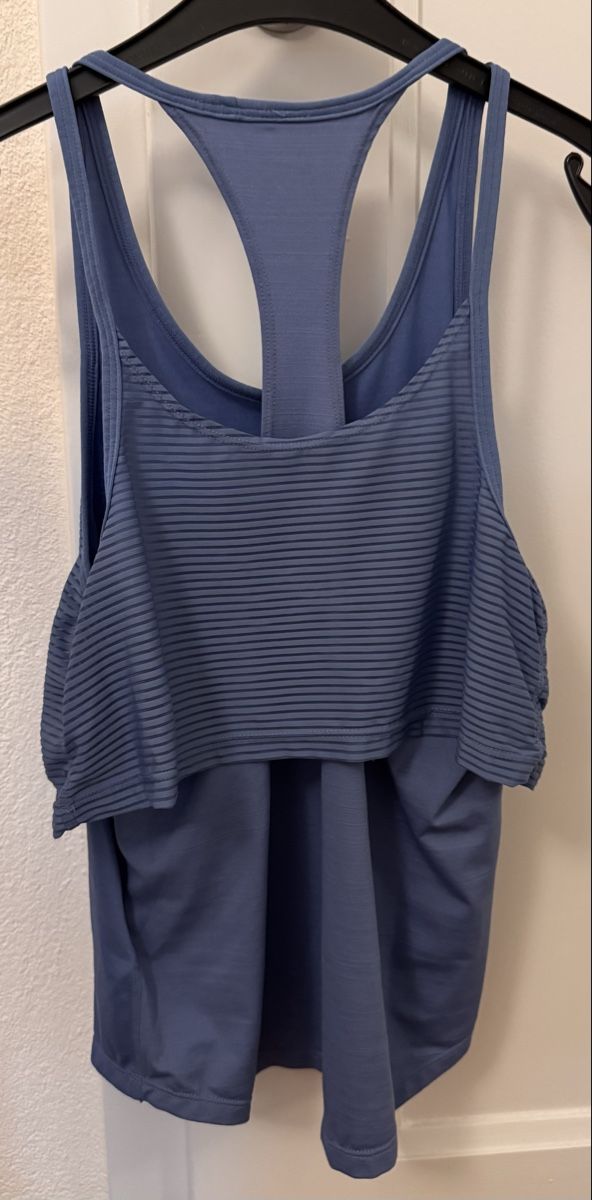 Nike Top: Nike Sporttop Grösse XS – Usato da Bern venduto da chr_y8f7 1