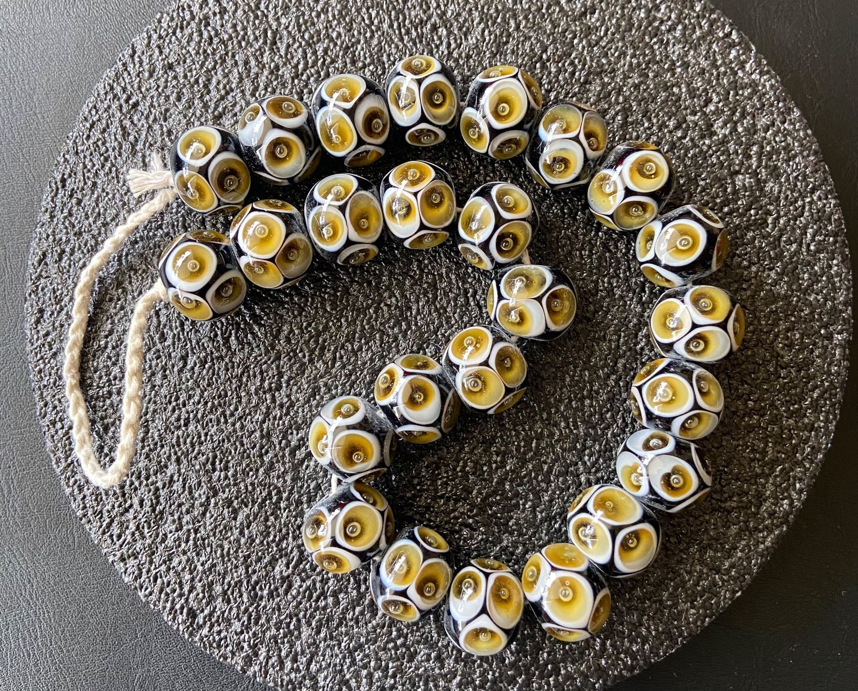 Taschen für Damen: Wunderschöne Lampwork Halskette – Neu (gemäss Beschreibung) aus Zuerich von Perlen-Decor