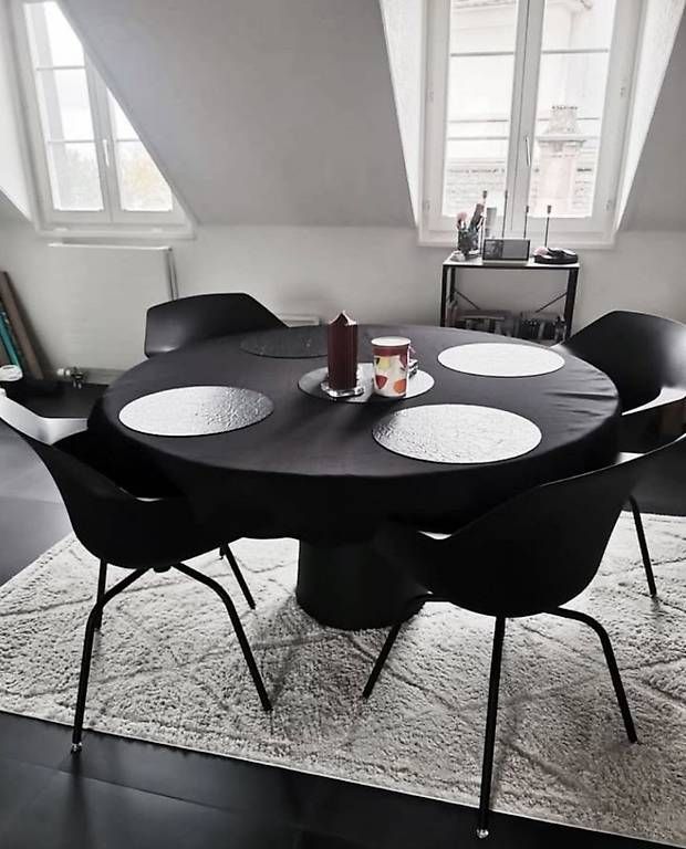 Tavoli: Table ronde Container par Marcel Wanders – Usato da la chaux-de-fonds venduto da Marxc 1