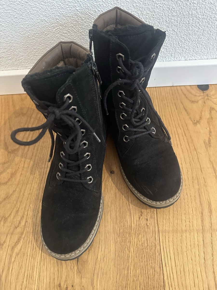 Landrover Scarpe da donna: Damenschuhe Boots Landrover – Usato da Brütten venduto da Estuenggi 1