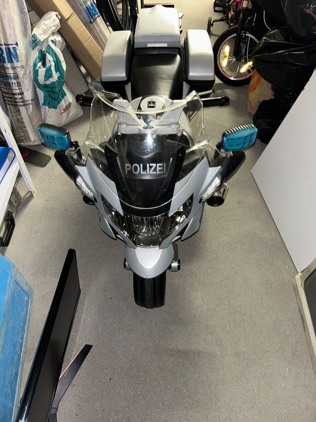 Veicoli per bambini: Kinder Polizei Motorrad BMW – Usato da Bassersdorf venduto da bet_rvx2