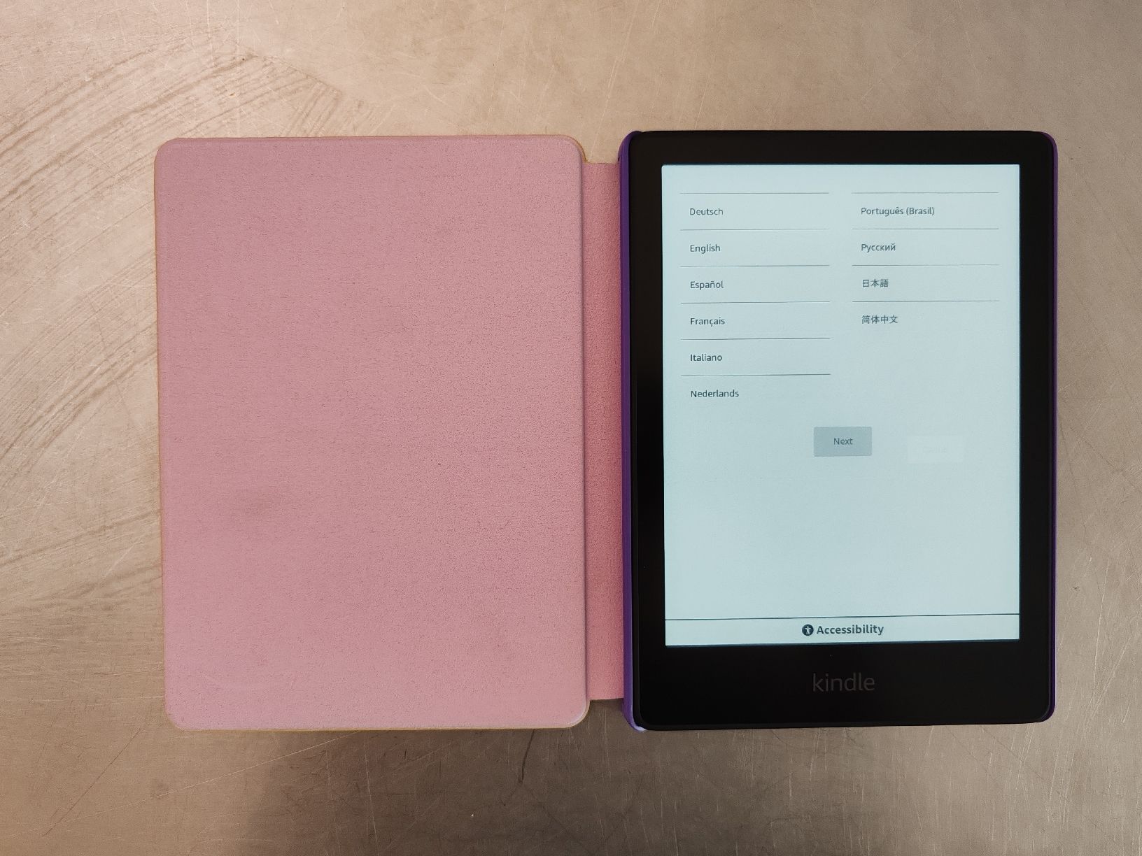 Amazon Tablet PC: Amazon Kindle Paperwhite Kids – Nuovo (secondo la descrizione) da Bern venduto da PrettyGood 4
