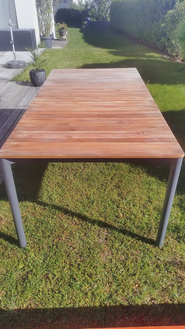 Livique Tische: Gartentisch Teakholz – Gebraucht aus Stäfa von Dreamer77 1