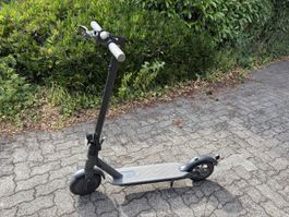 E - Scooter 350W (neue Batterie) 20km/h bis 100kg