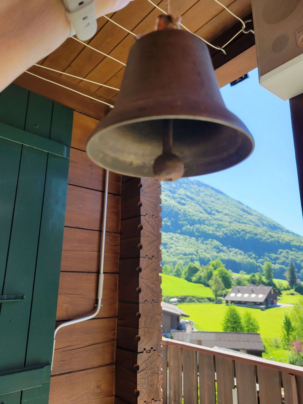 Campanacci mucche: Alte Glocke aus Messing – Usato da Schänis venduto da Goldfisch019