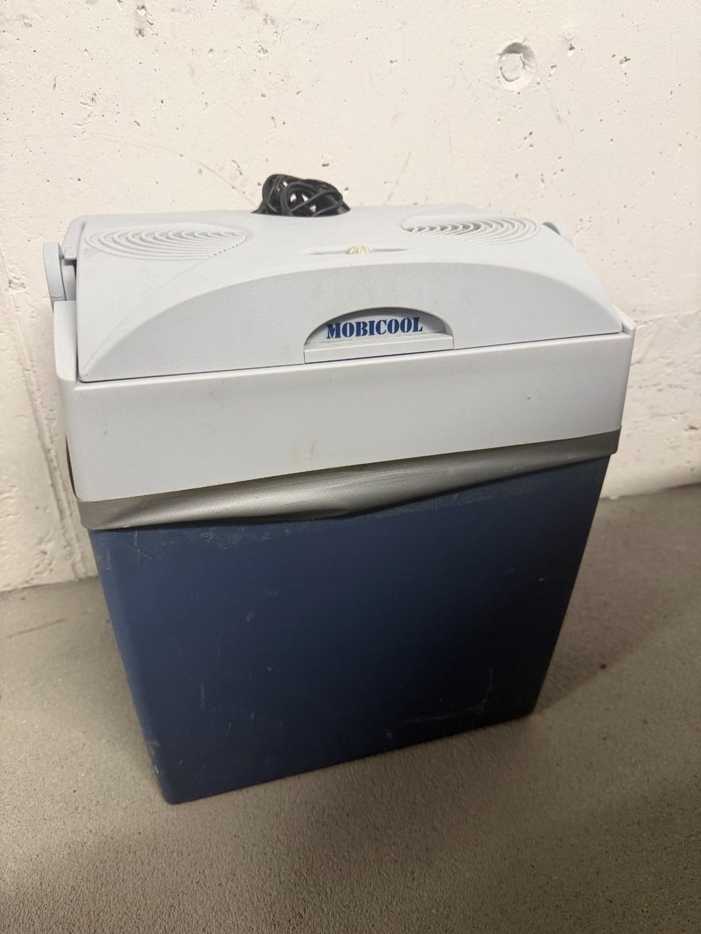 Mobicool Réfrigérateurs et refroidissement: Kühlbox Mobicool TC-25-12/230 – D'occasion à Allenwinden par Zuger89