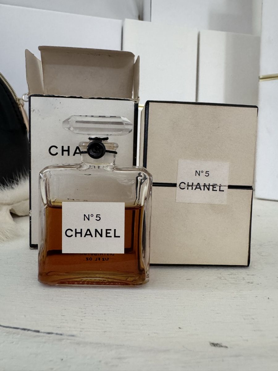 Chanel Profumi & Eau de Toilette: Ultra Vintage Chanel no5 Extrait – Nuovo e nell'imballaggio originale da Ehrendingen venduto da nana99