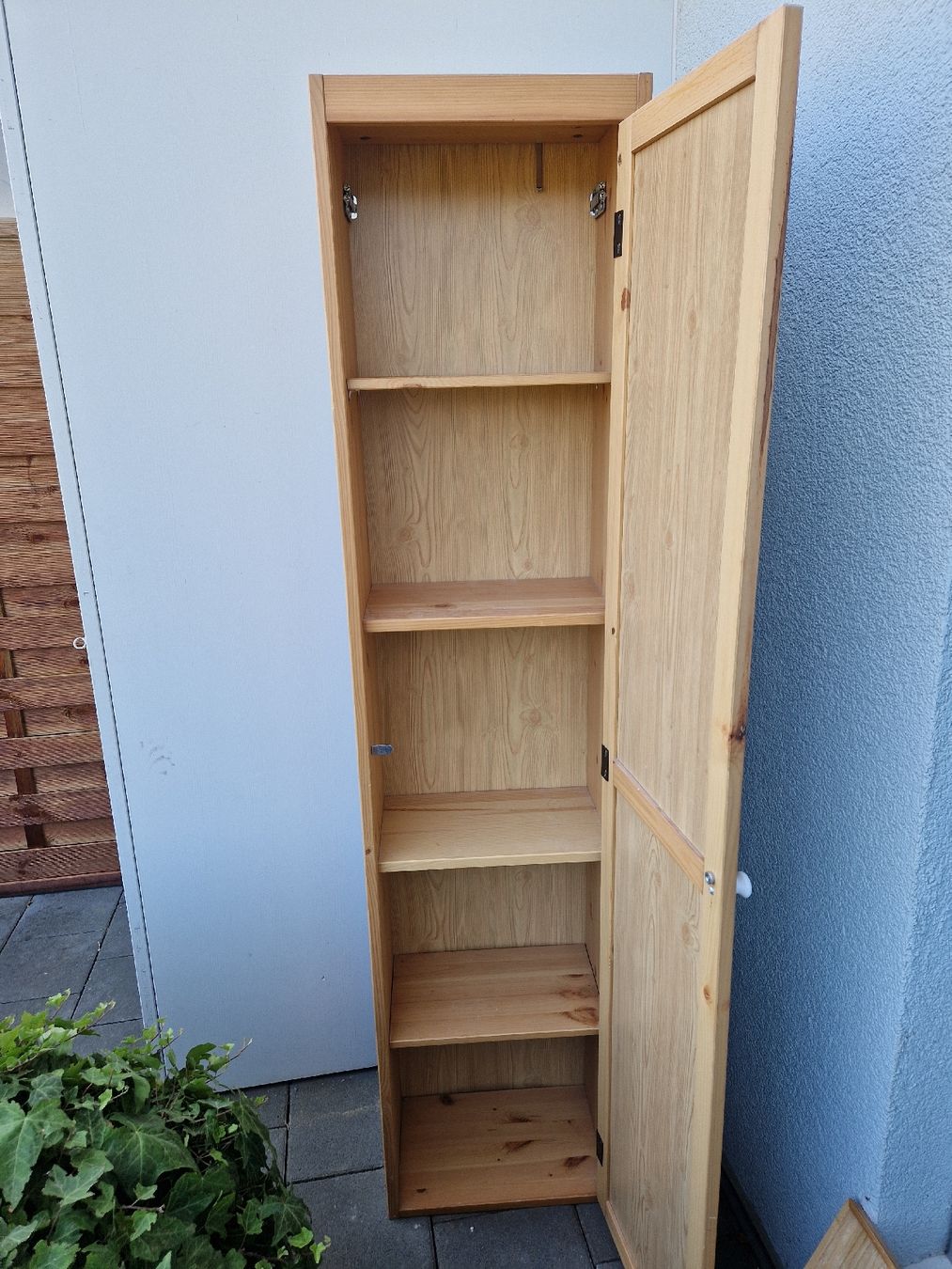 Ikea Schränke: Badezimmer Schrank massiv Holz – Gebraucht aus Lohnstorf von Trachsu31 3