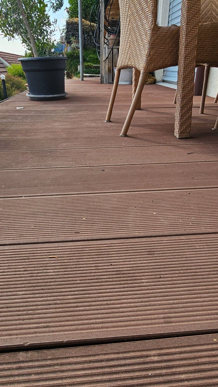 Rivestimenti per pavimenti: Terrassendiele WPC – Usato da Stettlen venduto da Jule01 2