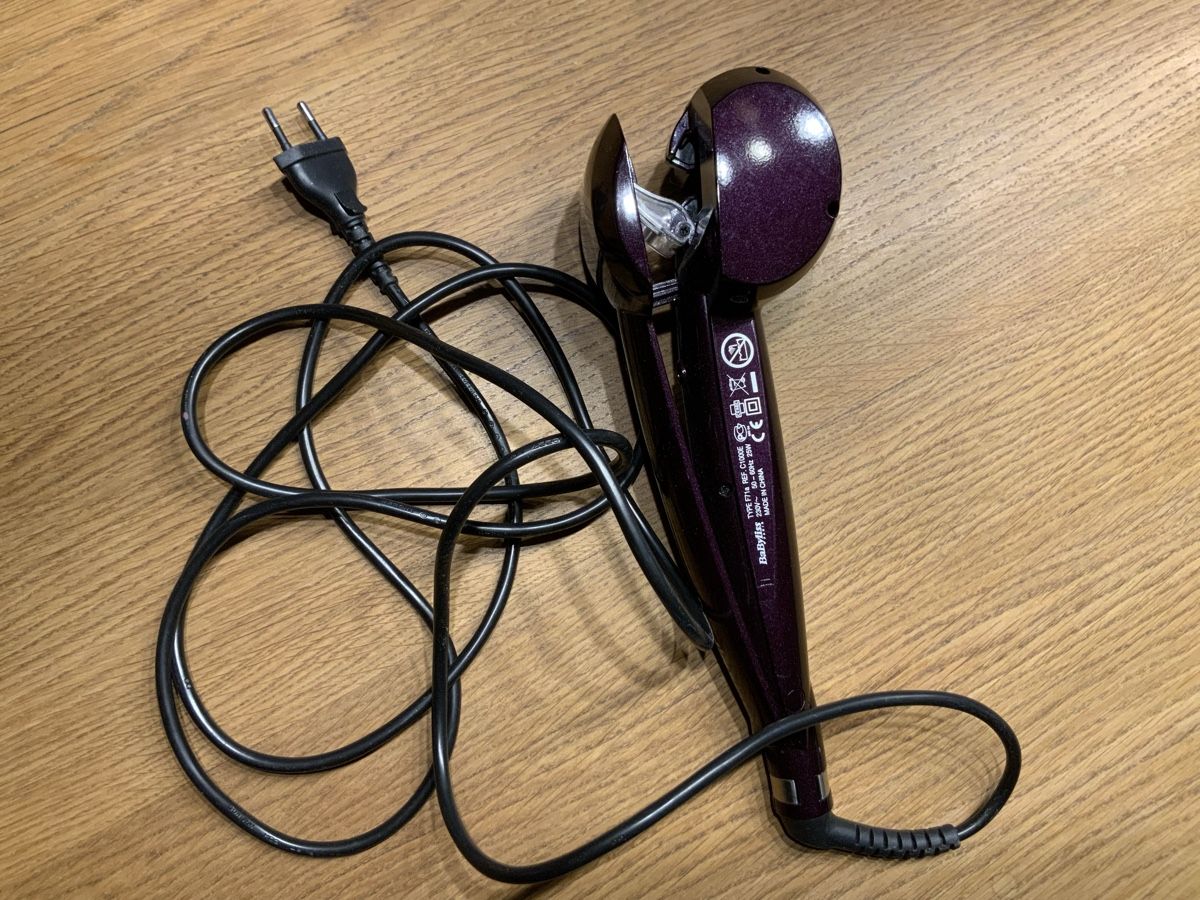 BaByliss Piastre & Arricciacapelli: BABYLISS LOCKENSTAB – Usato da Reichenbach im Kandertal venduto da Cellobello11 1