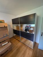 IKEA PAX Kleiderschrank mit Schiebetüren