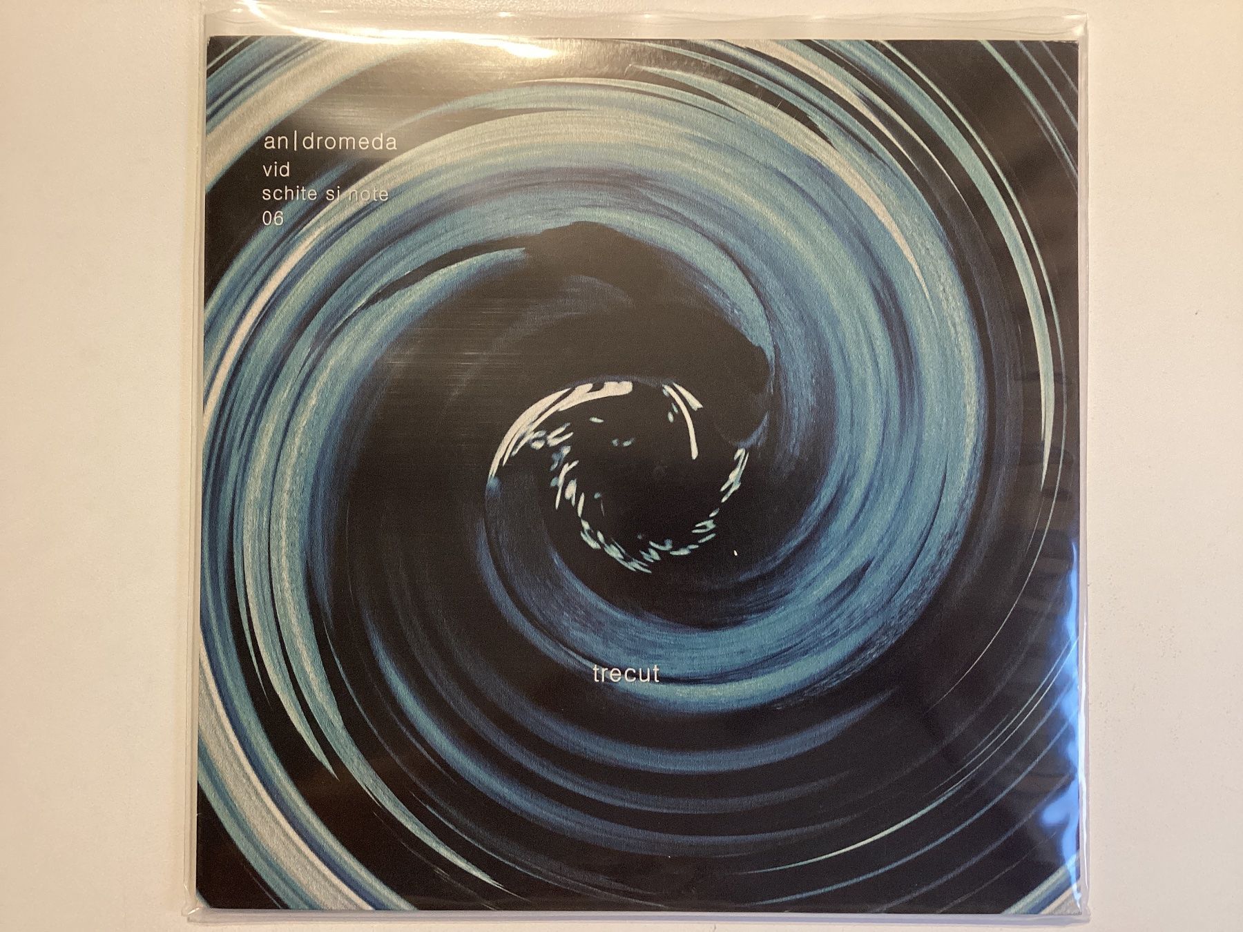 Dischi in vinile: Vid, Schite Si Note 3-LP - An Dromeda 06 – Usato da Gutenswil venduto da Hamzian