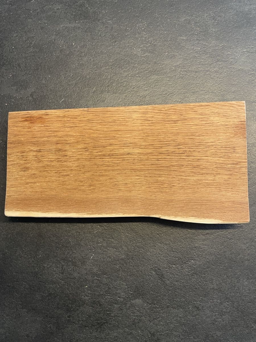 Articoli in legno: Rustikales Eichenholz Schneidebrett / Servierbrett – Nuovo (secondo la descrizione) da Sutz venduto da mtechcab 3