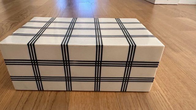 Schmuckkästen: Schatulle/Schmuckkästchen + Bilderrahmen Schwarz & Off-White – Gebraucht aus Horgen von Fioko1984 5