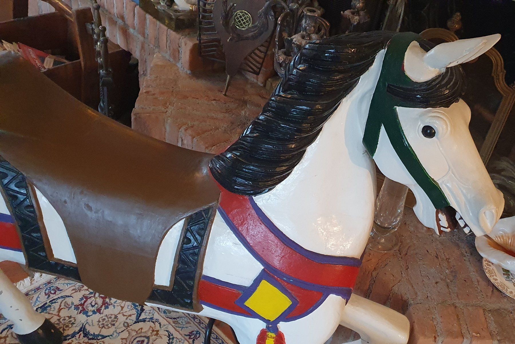 Sculptures & Statues: Echtes wunderschönes Karusellpferd – D'occasion à Gersau par pandabear01 2