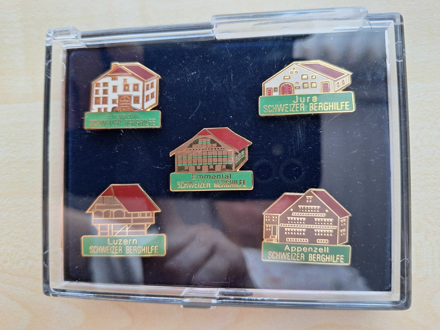 Plaketten & Abzeichen: Pins – Neu (gemäss Beschreibung) aus Oberuzwil von olga18r 2