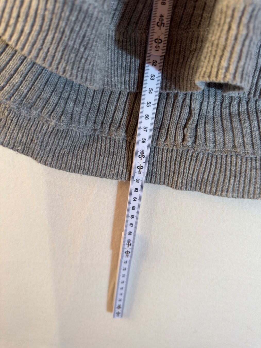 Maglioni & Felpe: Grauer Strick Pullover von vero Moda Gr. S – Usato da Grosswangen venduto da second_hand_dress 1