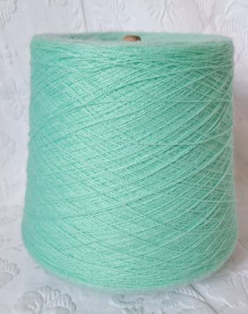 650 g weiche Wolle auf Kone