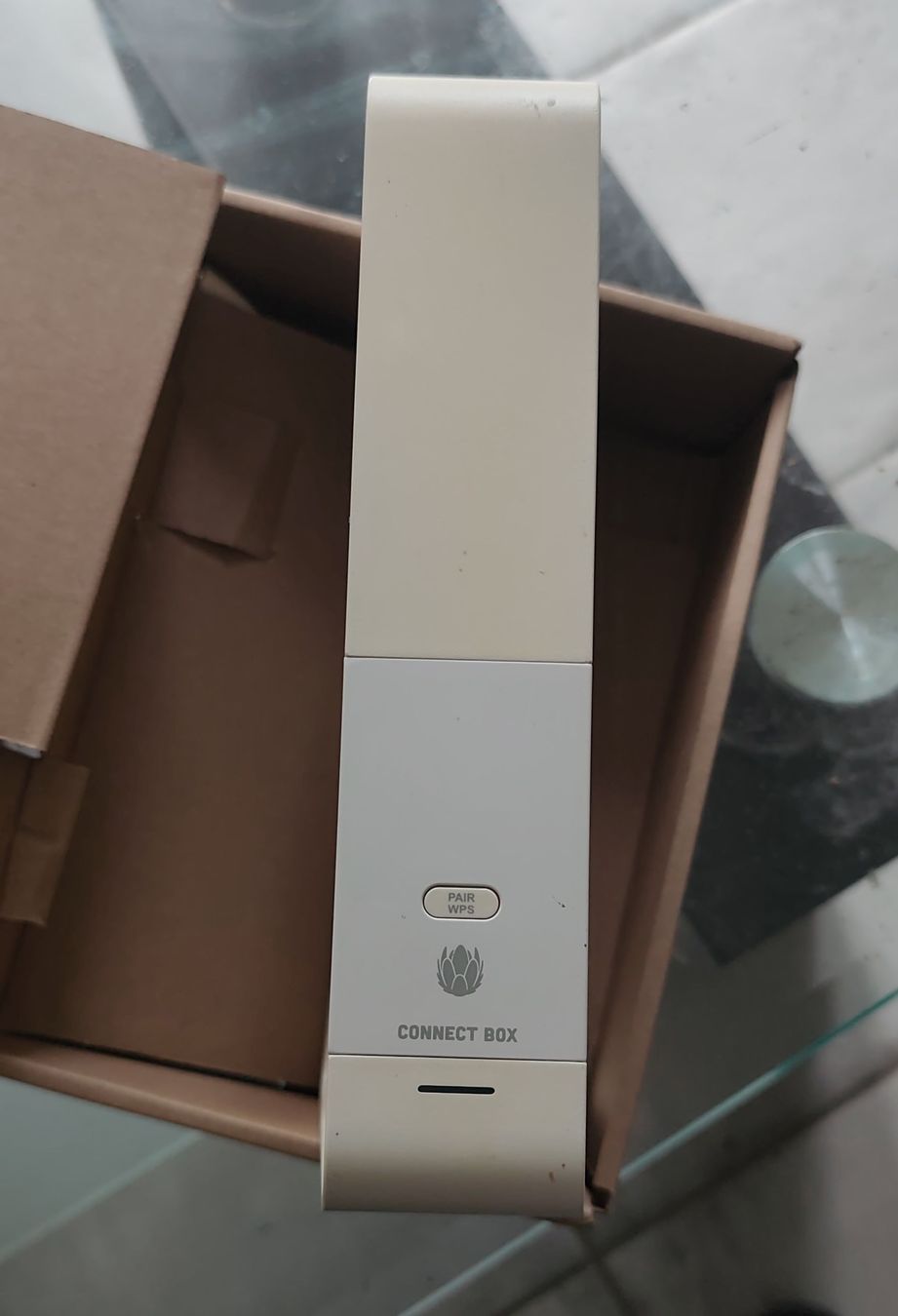Modem & Router: Routeur UPC Connect Box blanc  – Usato da Begnins venduto da Bazar_Digital