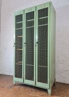 Vintage Garderobenschrank Spind Lista Metallschrank