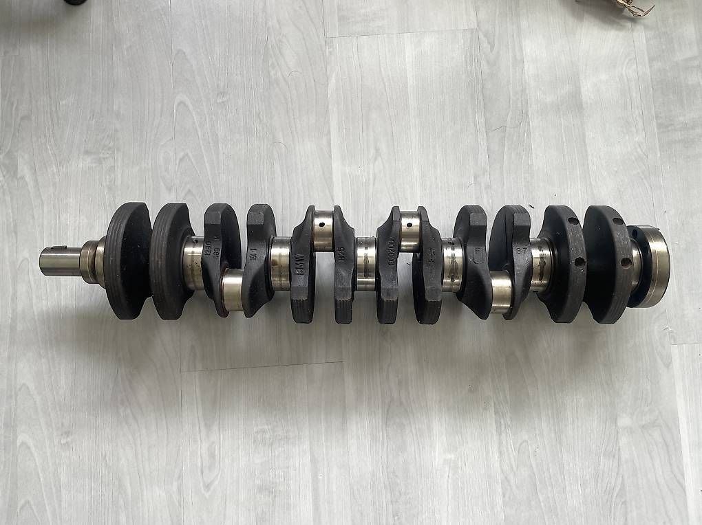 BMW Motori: BMW Kurbelwelle M20B25 – Usato da Reinach BL venduto da mme_c9k2