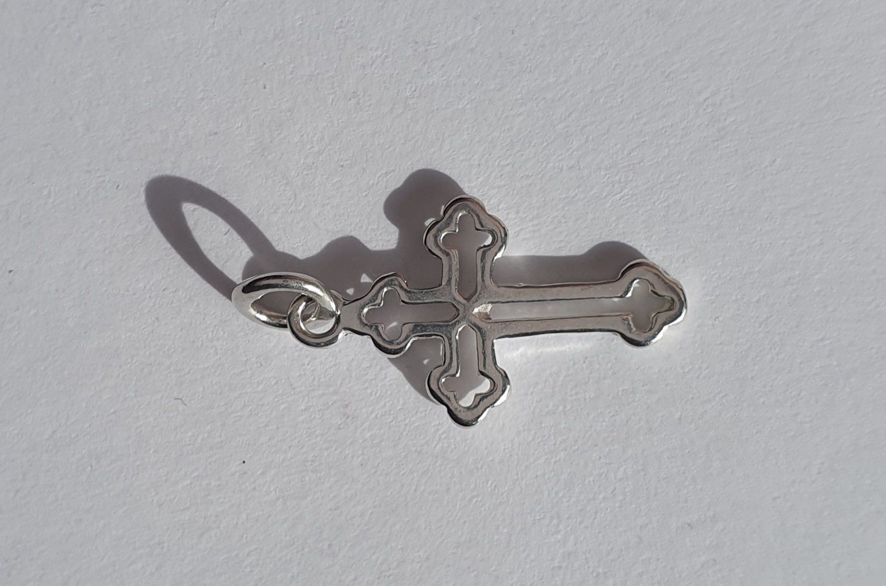 Anhänger: Filigraner Anhänger Kreuz Silber 925 – Neu und originalverpackt aus St. Margarethen TG von Schachmatt 1