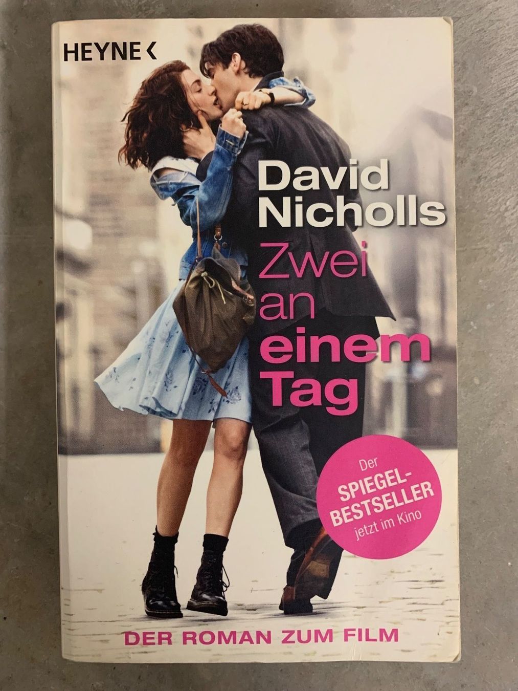 Bücher: Buch zwei an einem Tag – Gebraucht aus Gommiswald von mob_nlt8