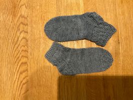 Handgestrickte Kindersocken 30/31 Fusslänge 16.5 cm