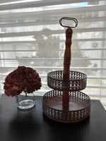 Holz Etagere wunderschön mit Metall Details - wie NEU!