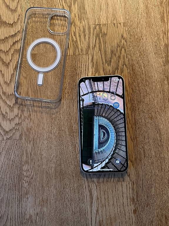 Apple Telefoni cellulari / Smartphones: Apple iPhone 13 256 GB Polarstern – Usato da Meisterschwanden venduto da Meischti1 3