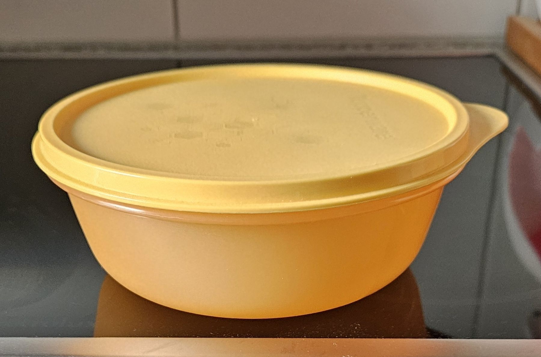 Tupperware Contenitori & Simili: Schüsseli 600ml – Nuovo e nell'imballaggio originale da Hasle b. Burgdorf venduto da buddle32