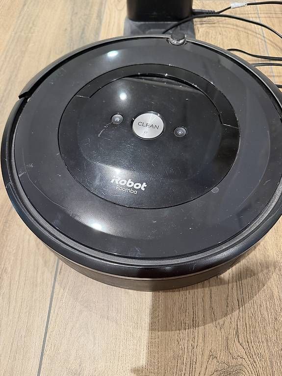 Staubsauger & Zubehör: Roomba Saugroboter – Gebraucht aus Zufikon von Sterndli6 1