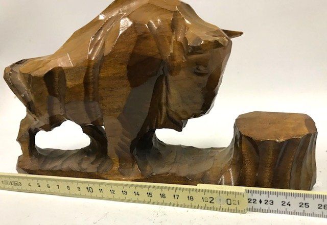 Figuren: Bison aus Holz geschnitzt – Gebraucht aus Zürich von gigimai67 1