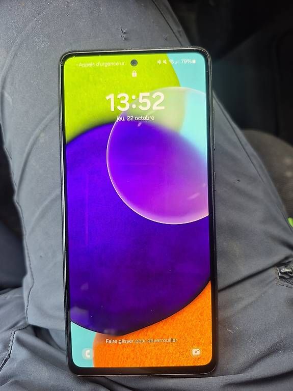 Telefoni cellulari / Smartphones: Samsung a52 – Usato da Nyon venduto da yas_6958 1