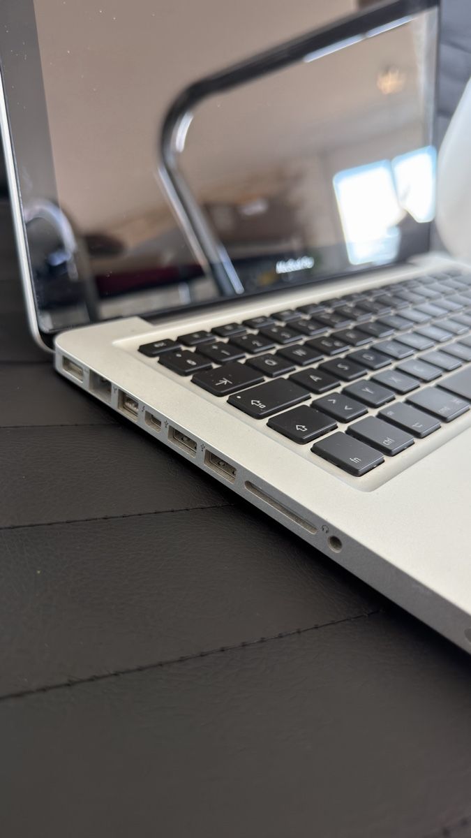 Apple PC: Macbook Pro 13 Zoll Ende 2011 i7 – Usato da Wolfwil venduto da Poulet60 5