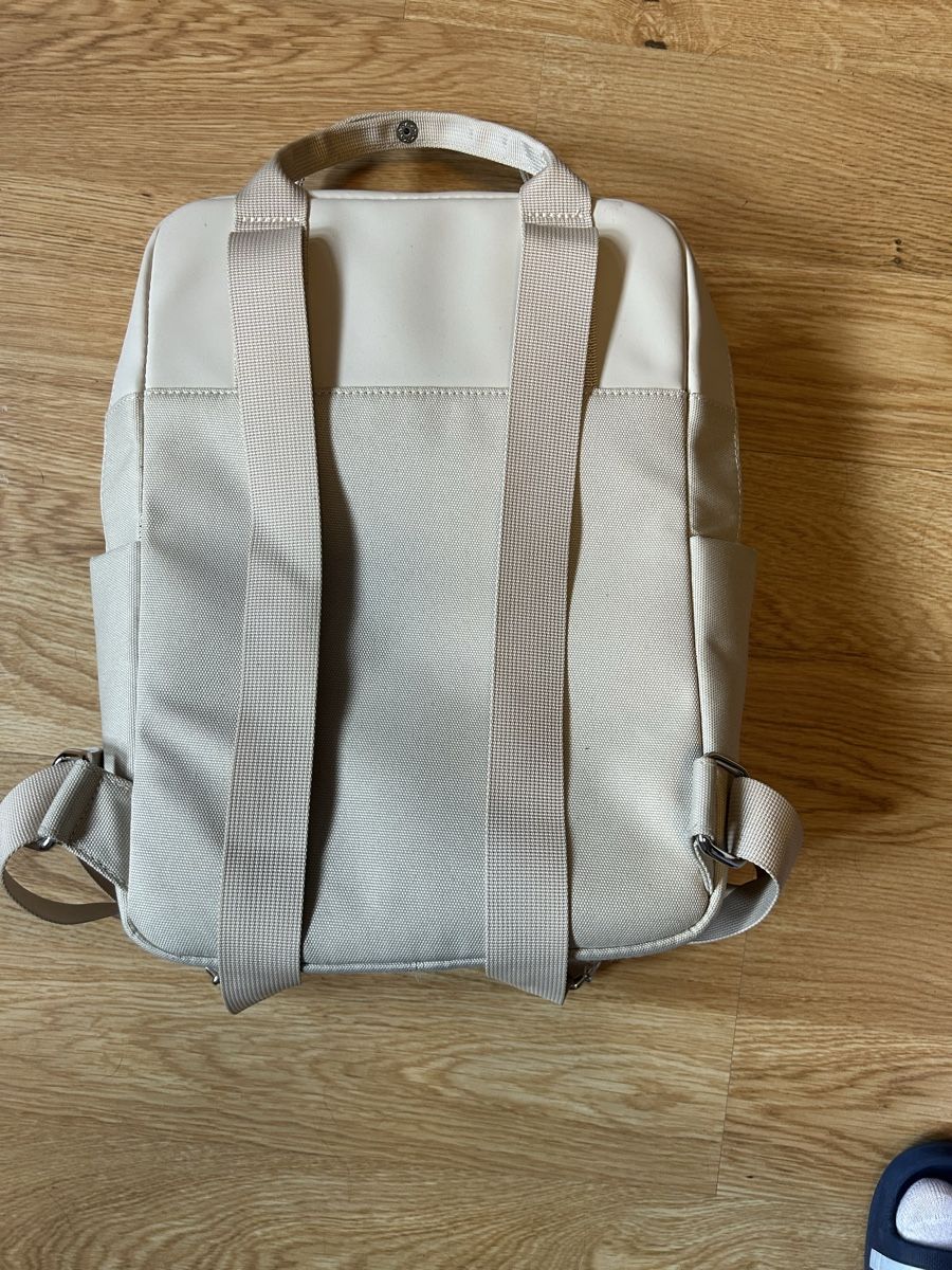 Kapten & Son Rucksäcke: Stylischer Kapten&Son Rucksack – Gebraucht aus Gattikon von salomefrehner 1