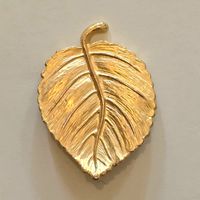 Broche LDADPR, feuille vintage plaqué or, finement travaillé