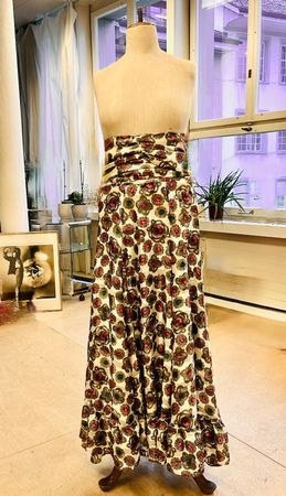 Flamenco Rock mit Rüschen - weiter Rocksaum - Taille 69 cm