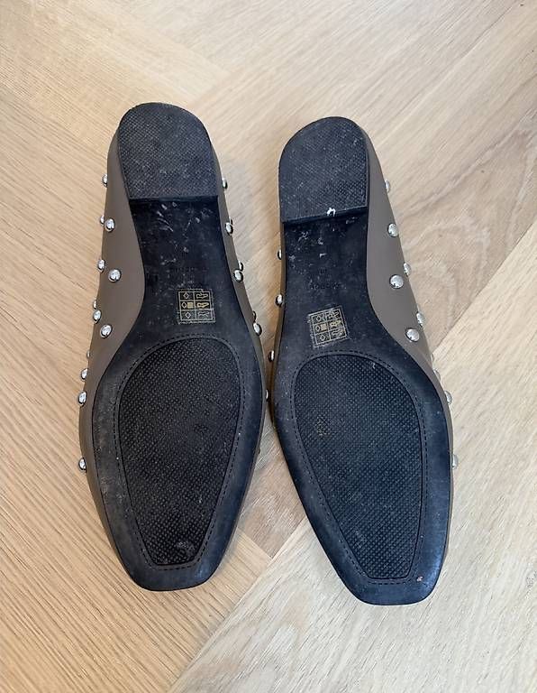 Chaussures femmes: Nieten Ballerinas – D'occasion à Zürich par kochme 2