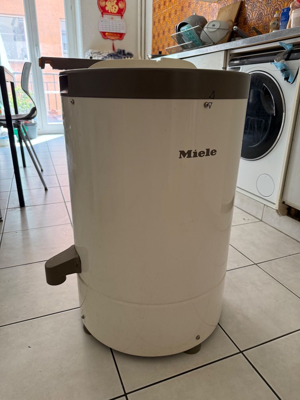 Miele Machines à sécher: Wäscheschleuder – D'occasion à Zürich par guille.arg