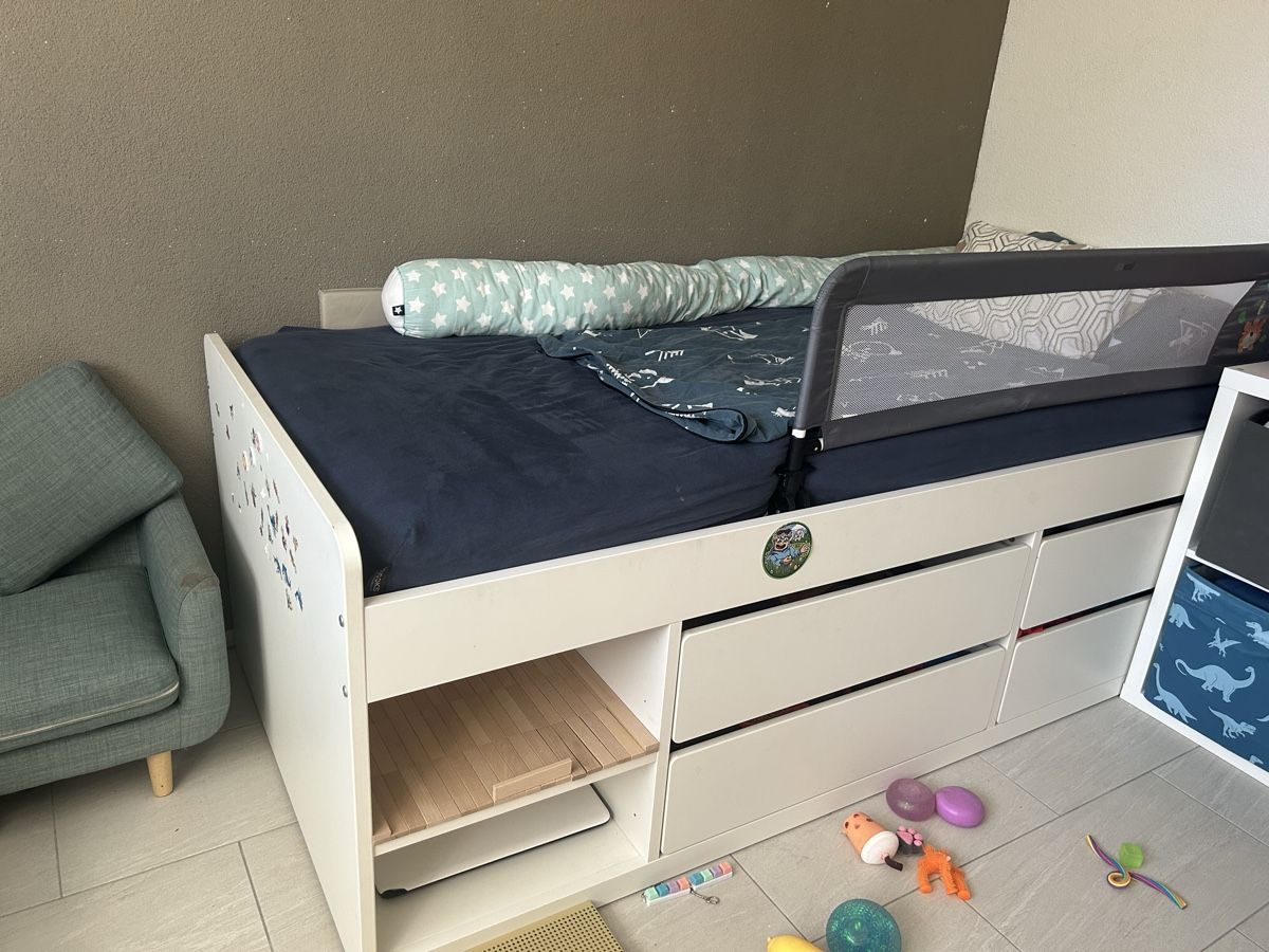 Letti: mehrere Kinderzimmermöbel – Usato da Hunzenschwil venduto da mim_m2jp 3