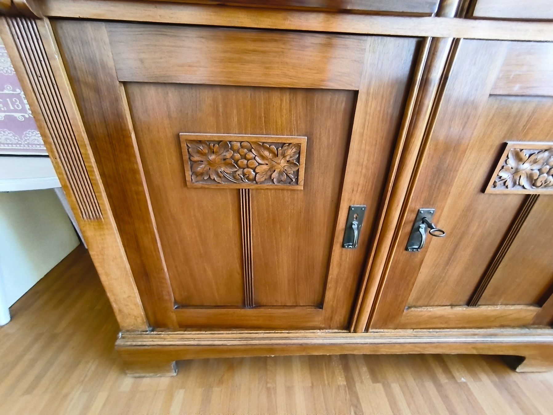 Credenze: Jugendstil Buffet Küchenschrank – Usato da Zürich venduto da Jul69 2