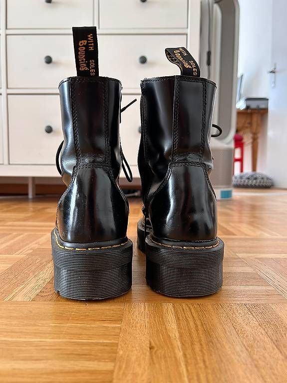 Scarpe da uomo: Dr. Martens Plateau 43 – Usato da Basel venduto da nor_52vj 3