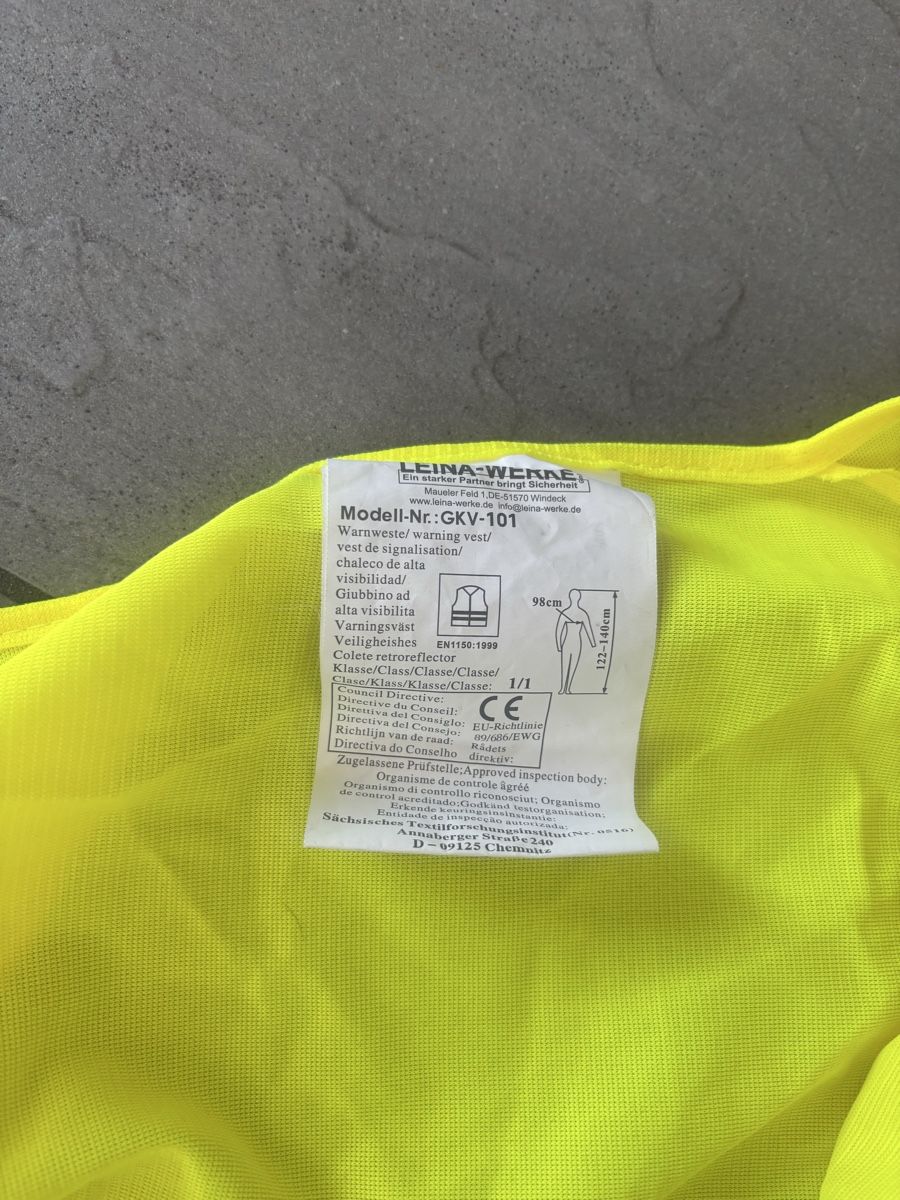 Gilet & Giacche: 3 Gilet enfants  – Usato da nods venduto da Tozzifan 4