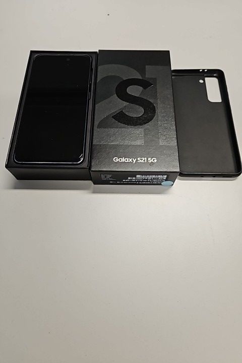 Samsung Telefoni cellulari / Smartphones: Samsung Galaxy S21 5G – Usato da Buochs venduto da Cantun