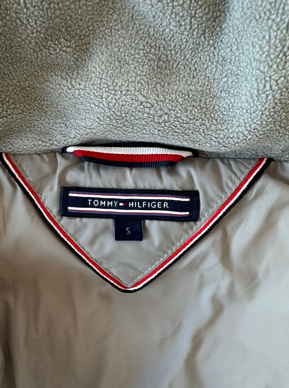 Tommy Hilfiger Giacche: Tommy Hilfiger Daunenjacke Damen S – Usato da Liestal venduto da Ballybs 5