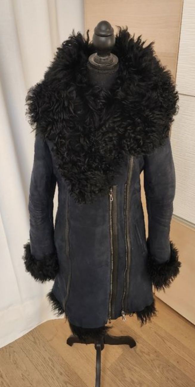 Cappotti: Warm Winter Shearling dark blue coat – Usato da Rotkreuz venduto da SiSi-13 2